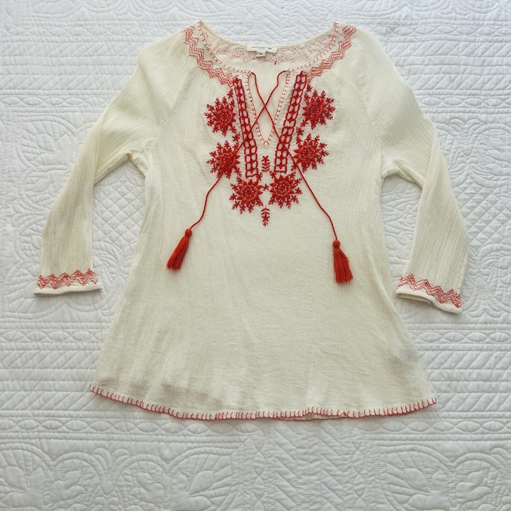beachlunchlounge 🌊 🏝️ Medium Boho Cream Top with Orange Stitching